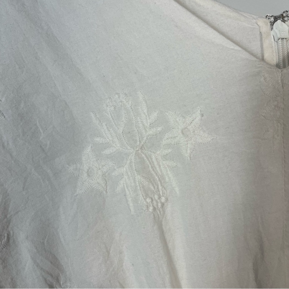 Ann Taylor White Eyelet Lace V-Neck Dress - Picture 5 of 9